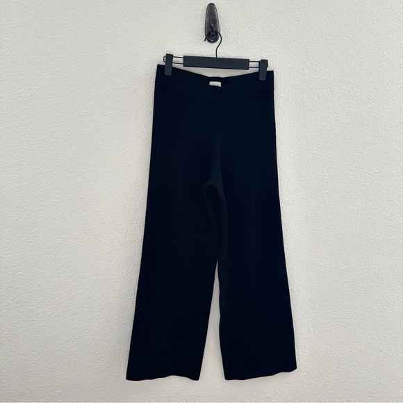 Aritzia Pants - Aritzia Wilfred Free Black Knit Pants - Minimalist Loungewear Athleisure - S